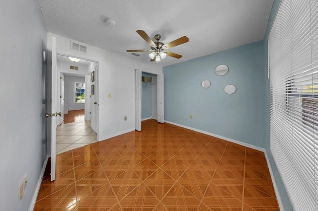 11722 LYNN BROOK CIRCLE, Seffner, FL 33584