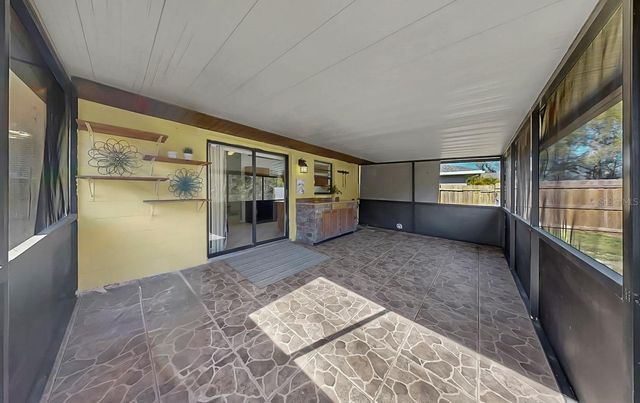 11722 LYNN BROOK CIRCLE, Seffner, FL 33584