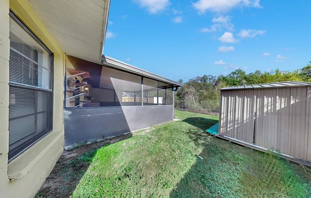 11722 LYNN BROOK CIRCLE, Seffner, FL 33584