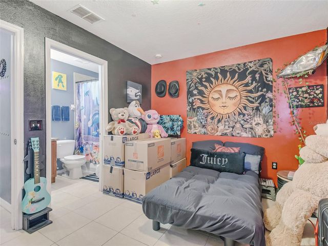 261 AUTUMN LANE 3, Kissimmee, FL 34743