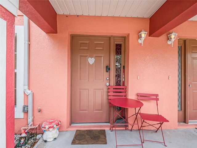 261 AUTUMN LANE 3, Kissimmee, FL 34743