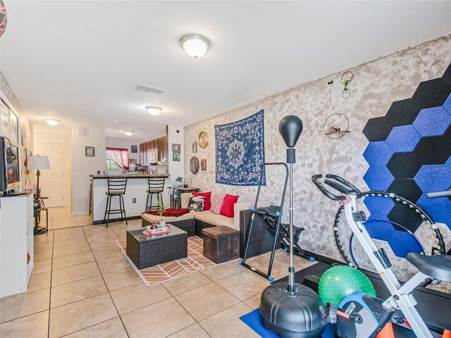 261 AUTUMN LANE 3, Kissimmee, FL 34743