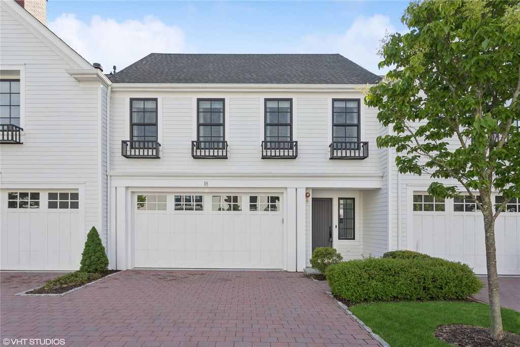 18 Rose Lane, Rye Brook, NY 10573