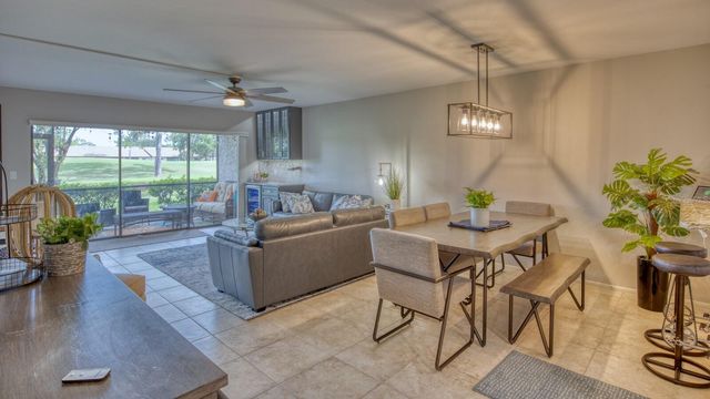 5640 GOLF POINTE DRIVE 101, Sarasota, FL 34243