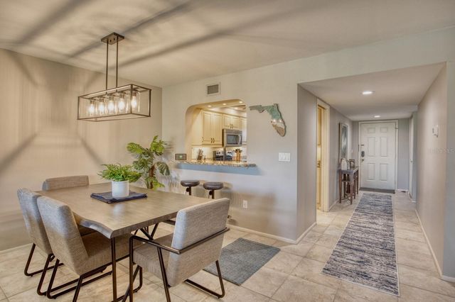 5640 GOLF POINTE DRIVE 101, Sarasota, FL 34243