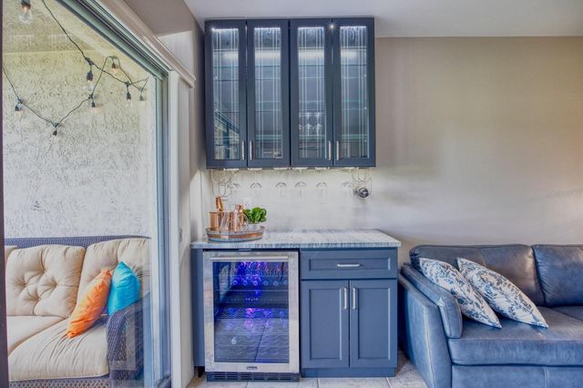 5640 GOLF POINTE DRIVE 101, Sarasota, FL 34243