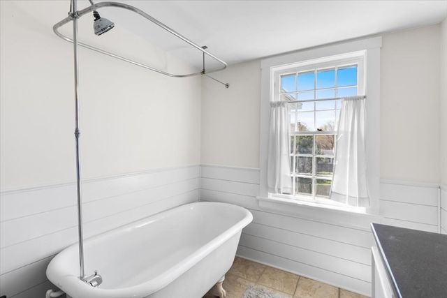 91 Washington St., Easton, MA 02356
