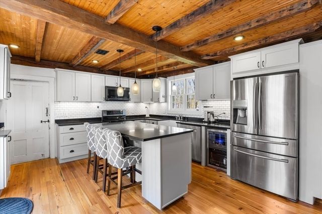 91 Washington St., Easton, MA 02356