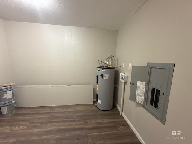 32 Slate Street, Atmore, AL 36502