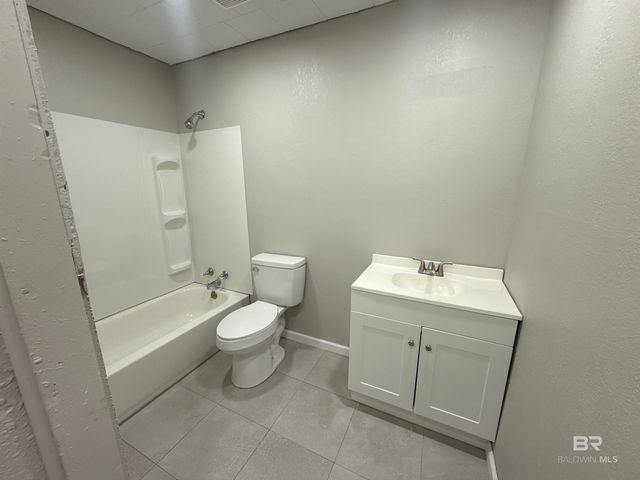 32 Slate Street, Atmore, AL 36502