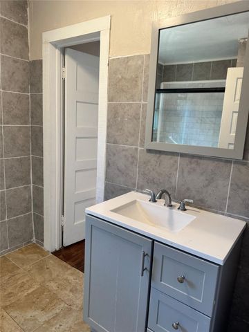 425 3rd Street, Jasper, TX 75951