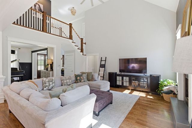 7166 Kyles Creek Dr, Fairview, TN 37062
