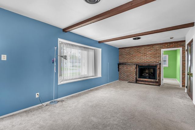 4083 Willow Street, Hobart, IN 46342