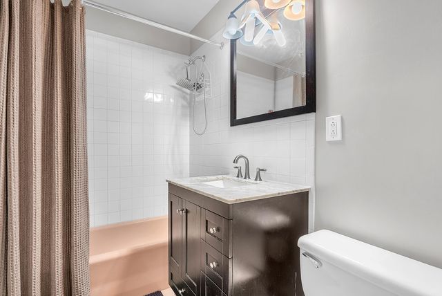 4083 Willow Street, Hobart, IN 46342