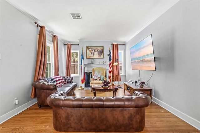 3117 Albans Road, Houston, TX 77005