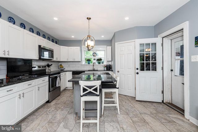 57 LONGVIEW RD, Royersford, PA 19468