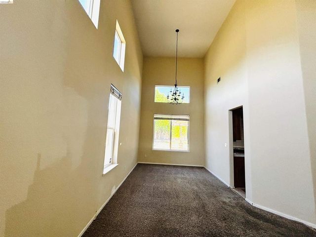 753 Sunshine Ct, Brentwood, CA 94513