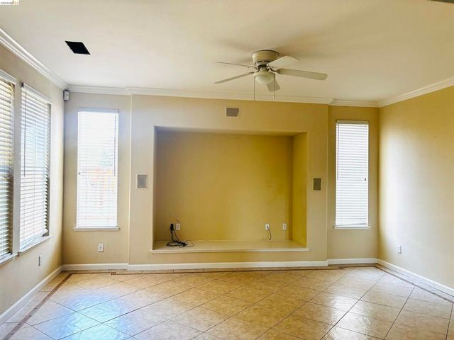 753 Sunshine Ct, Brentwood, CA 94513