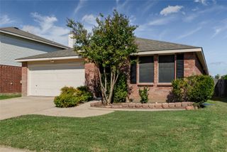 1617 Sierra Meadow Lane, Fort Worth, TX 76247