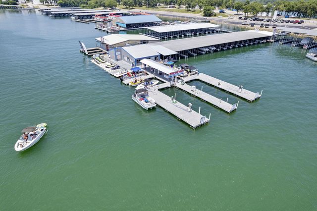 175 Canyon Forest Circle, Kimberling City, MO 65686