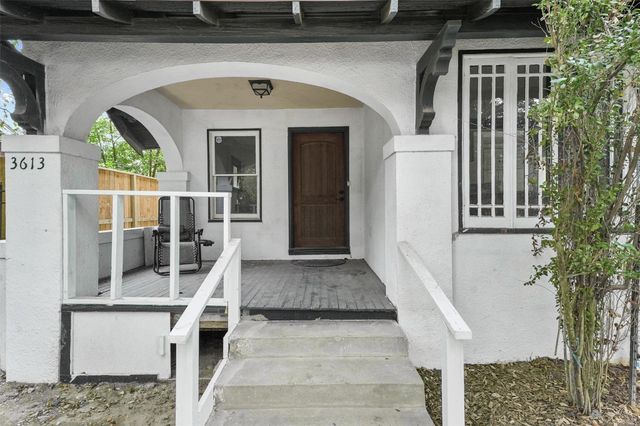 3613 Audubon Place, Houston, TX 77006
