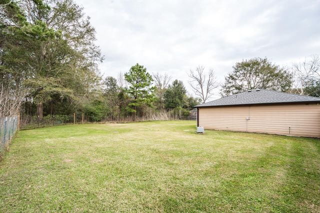 3937 Fm 160 Road N, Liberty, TX 77575