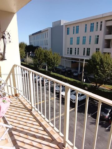 4675 W 18th Ct 409, Hialeah, FL 33012