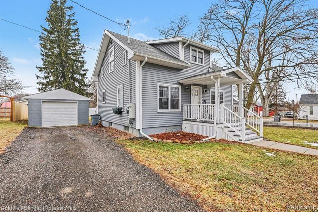 4006 Pleasant Street, North Branch, MI 48461