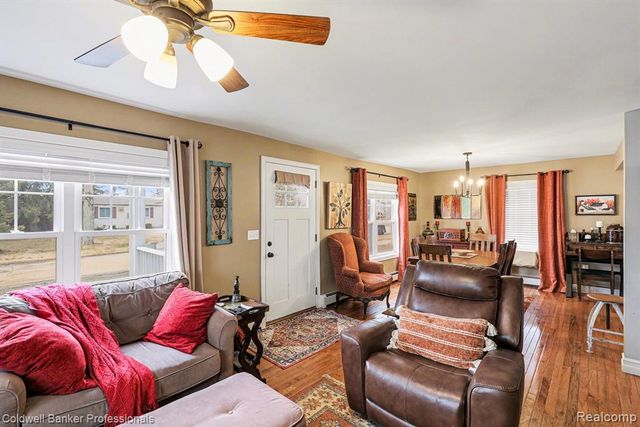 4006 Pleasant Street, North Branch, MI 48461