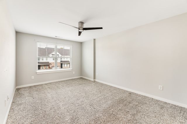 1321 Halter Park Dr, Gallatin, TN 37066