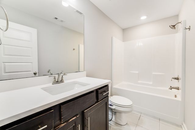 1321 Halter Park Dr, Gallatin, TN 37066