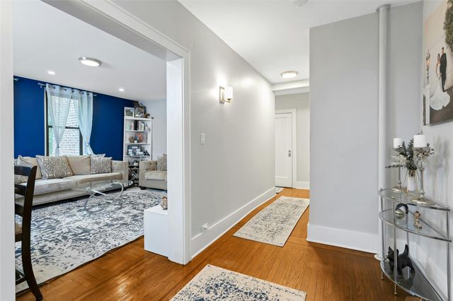 37 Central Avenue 2G, Hartsdale, NY 10530