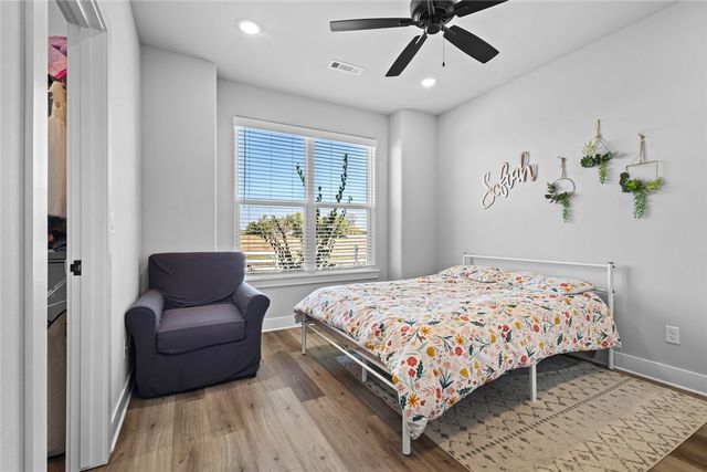 1257 Malone Road, Gentry, AR 72734