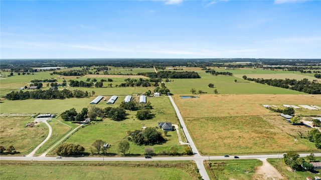 1257 Malone Road, Gentry, AR 72734