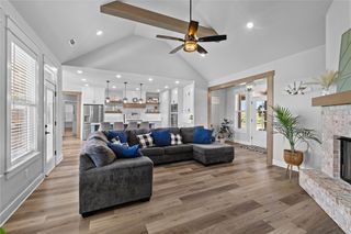 1257 Malone Road, Gentry, AR 72734