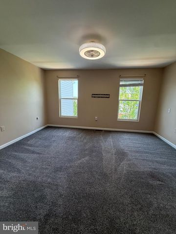 17137 GIBSON MILL RD, Dumfries, VA 22026