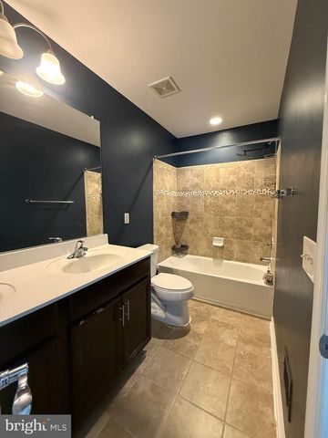 17137 GIBSON MILL RD, Dumfries, VA 22026