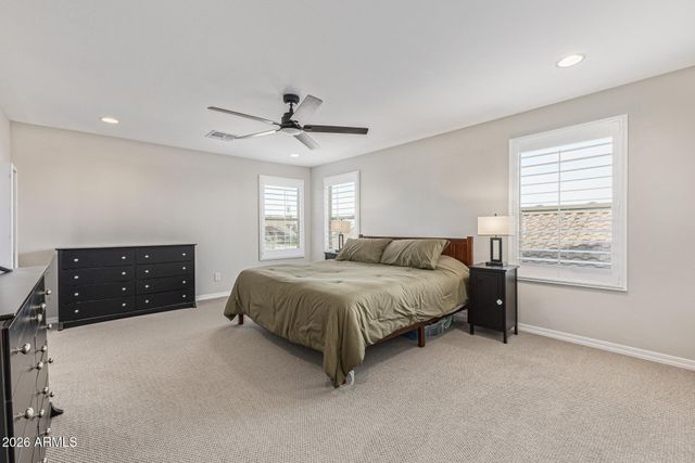 32426 N DAYLIGHT Drive, San Tan Valley, AZ 85144