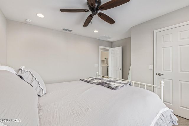 32426 N DAYLIGHT Drive, San Tan Valley, AZ 85144