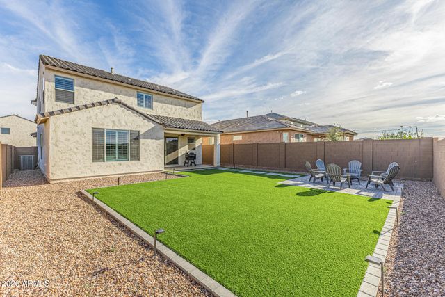 32426 N DAYLIGHT Drive, San Tan Valley, AZ 85144