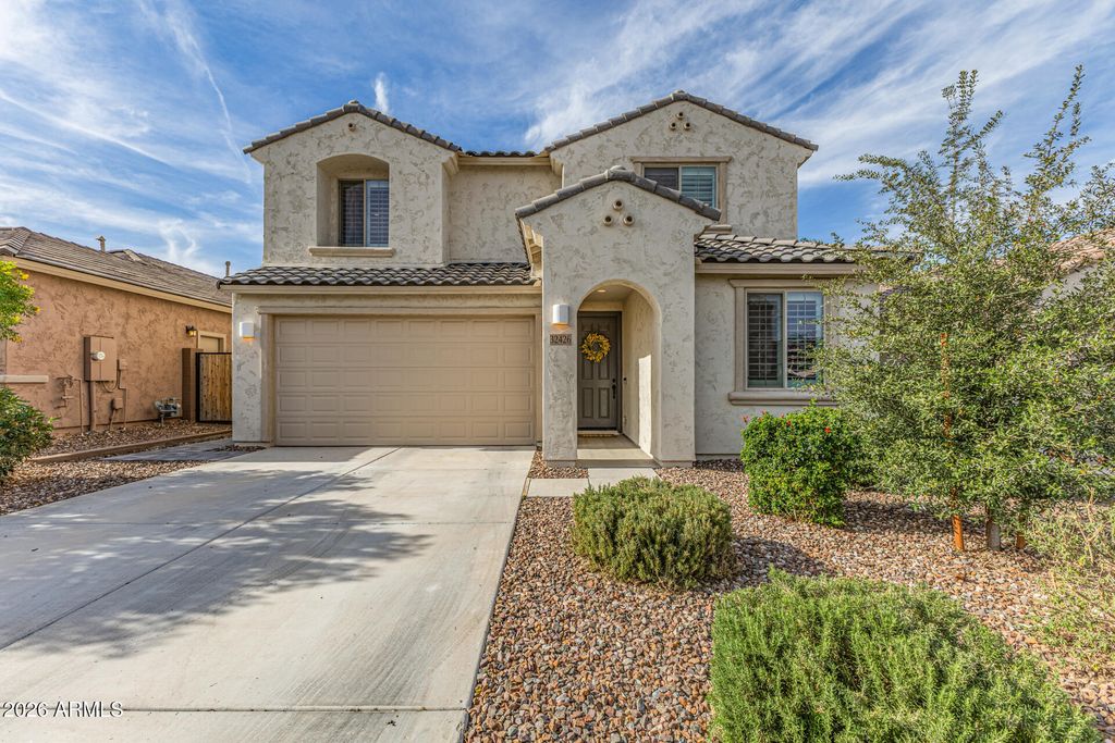 32426 N DAYLIGHT Drive, San Tan Valley, AZ 85144