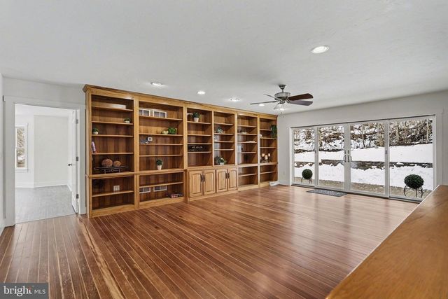 521 STONEY RUN RD, Dillsburg, PA 17019