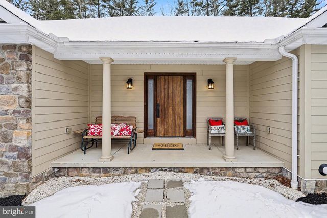 521 STONEY RUN RD, Dillsburg, PA 17019