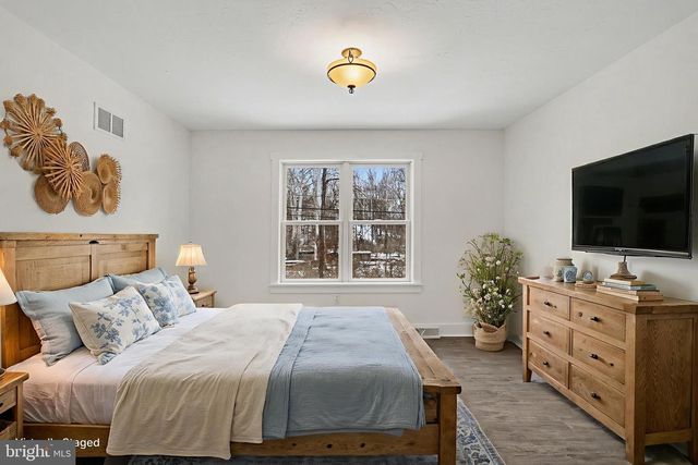 521 STONEY RUN RD, Dillsburg, PA 17019