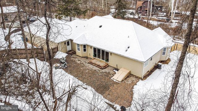 521 STONEY RUN RD, Dillsburg, PA 17019