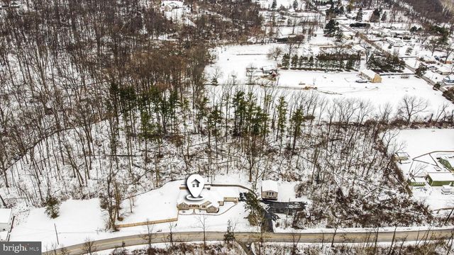 521 STONEY RUN RD, Dillsburg, PA 17019