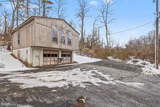 521 STONEY RUN RD, Dillsburg, PA 17019