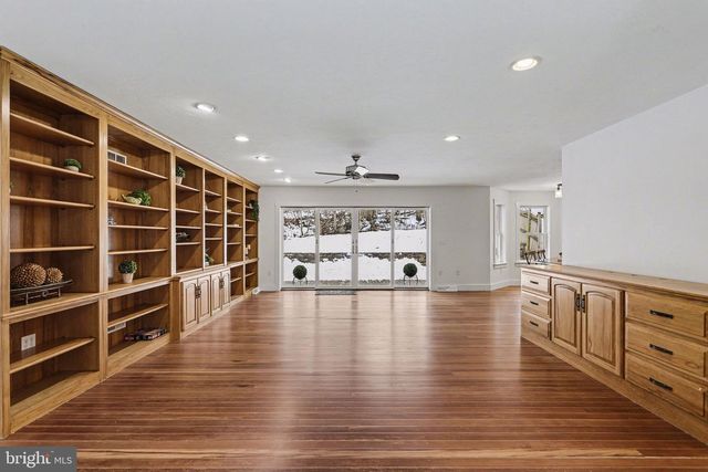 521 STONEY RUN RD, Dillsburg, PA 17019