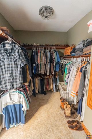 5721 NW Humphrey RD, Topeka, KS 66618