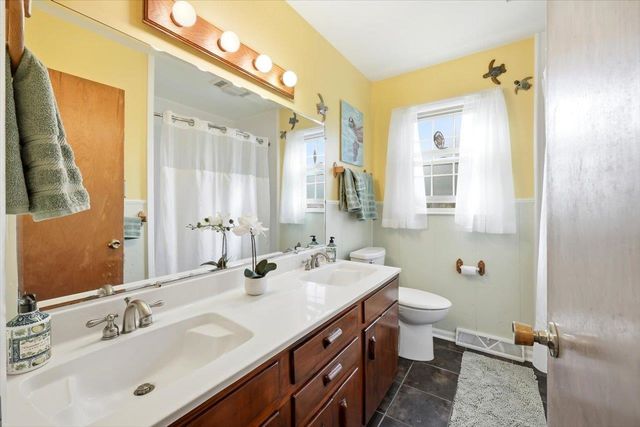 408 ROBIN ST, Staunton, VA 24401